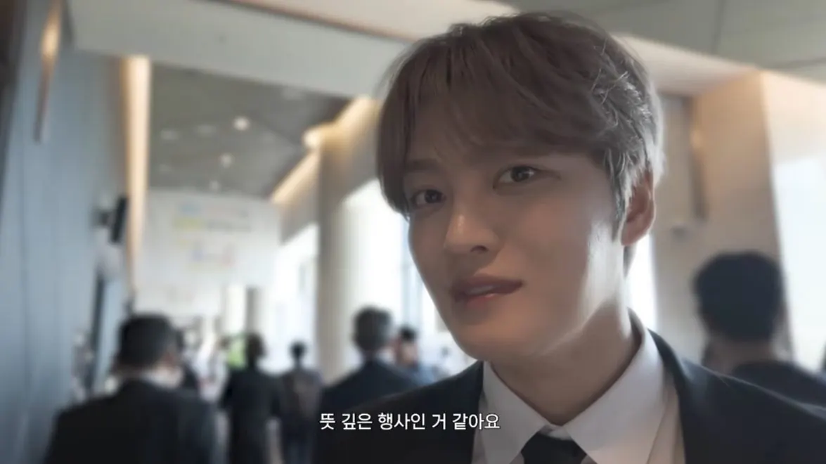 キム・ジェジュン、養子縁組の日記念式で祝辞　家族史公開後に届けた応援