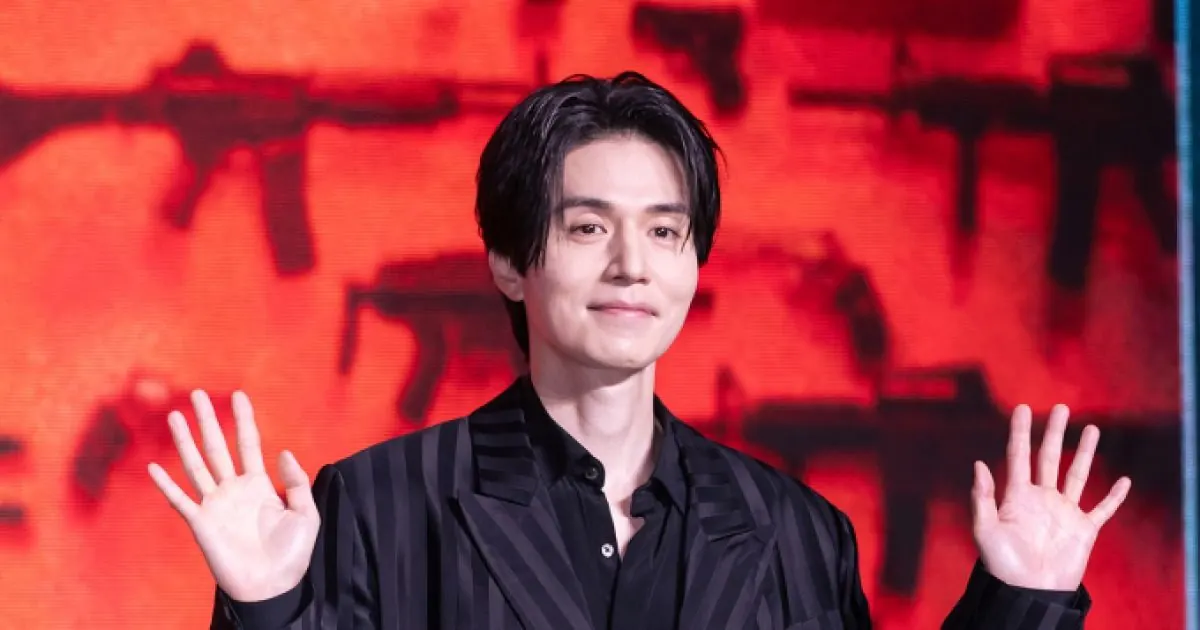 이동욱, '킬러들의 쇼핑몰2'로 돌아온 정진만… 커진 액션과 시즌1의 후속 서사